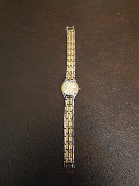 Geneva Quartz Gold Tone & Silver Tone Women's Wristwatch (new)